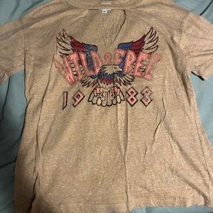 Wild & Free shirt from the brand H.I.P.